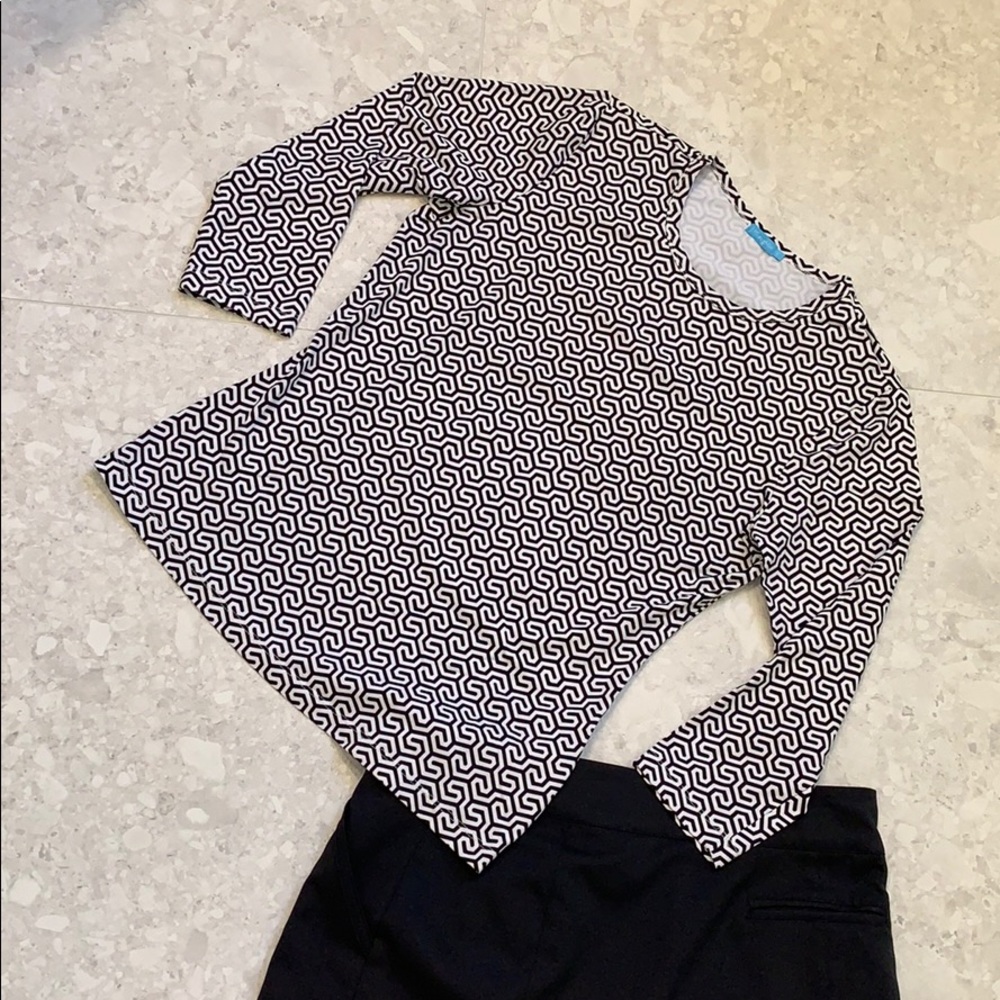 J. Mc Laughlin Black/White Geometric Tee